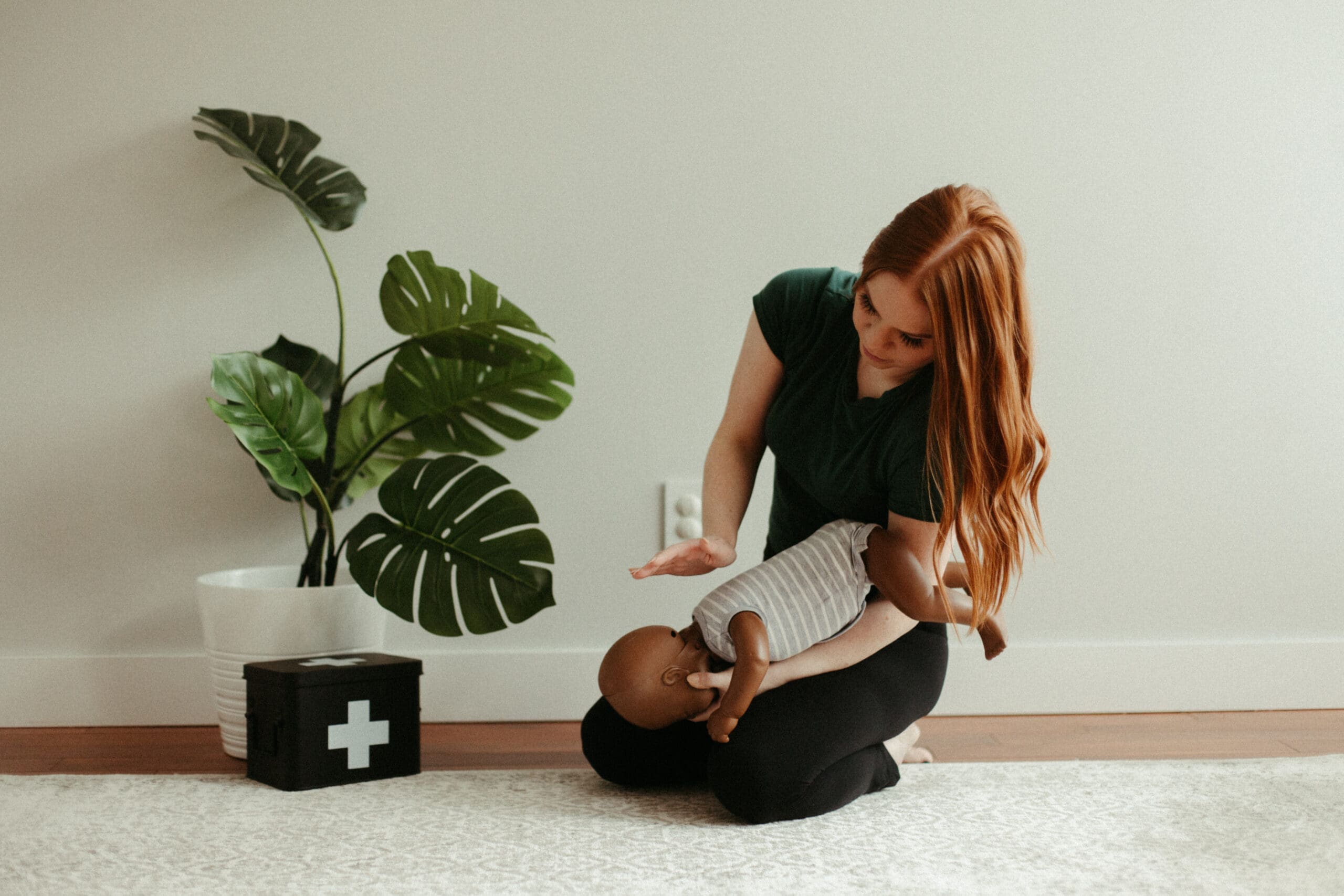 safebeginnings-chokingbaby